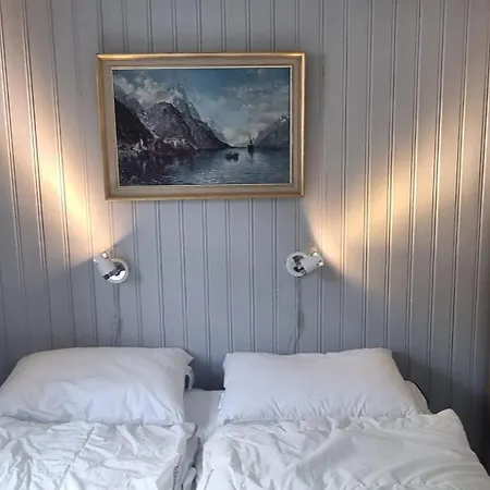 Carpenters Rorbu * Leknes